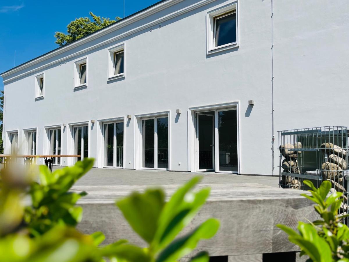 Stuckhotel Fettehenne Ratingen Exterior foto