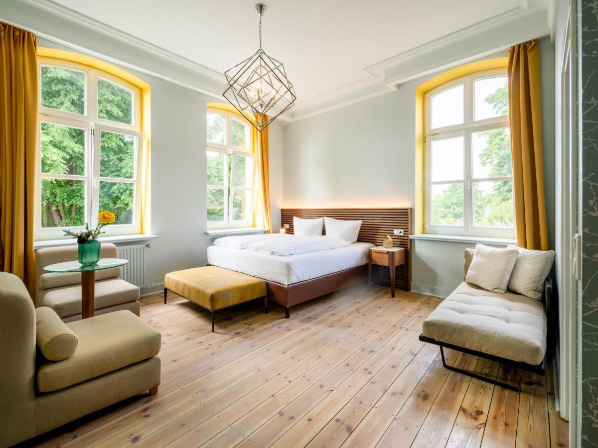 Stuckhotel Fettehenne Ratingen Exterior foto