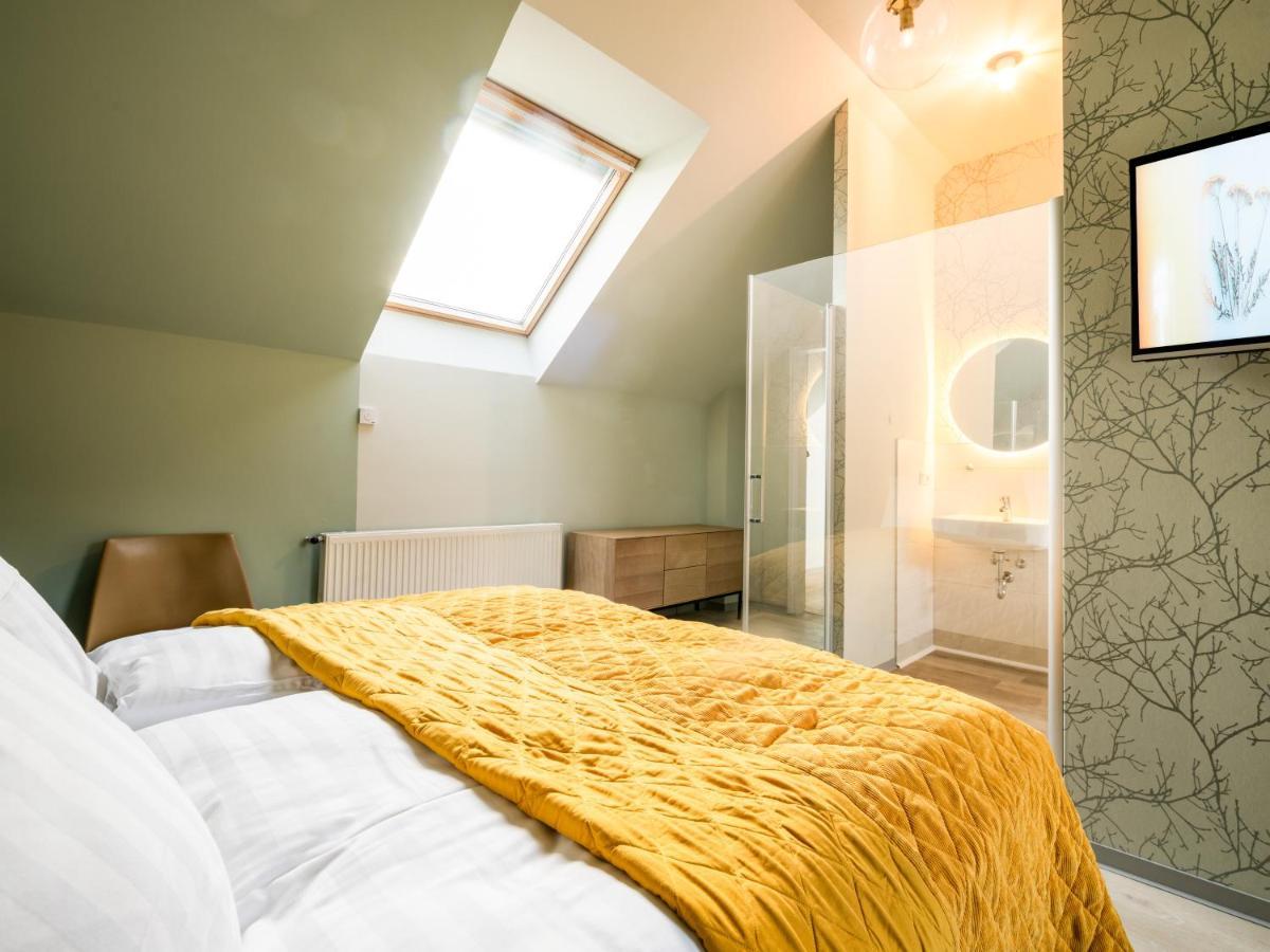 Stuckhotel Fettehenne Ratingen Exterior foto